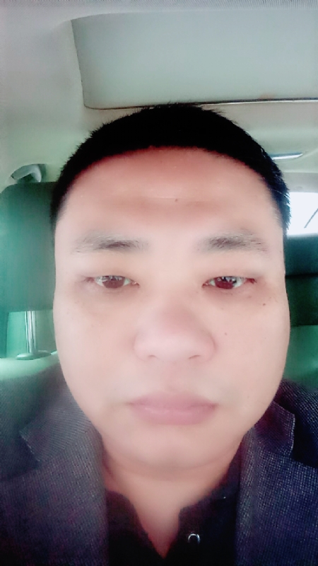 向日葵的第一张照片--仁化残疾人相亲网